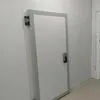 распашные двери для холодильных камер в Казани 2